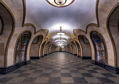 Stazione-metropolitana-Novoslobodskaya-Alex-Florstein-Fedorov-CC-BY-SA-4.0
