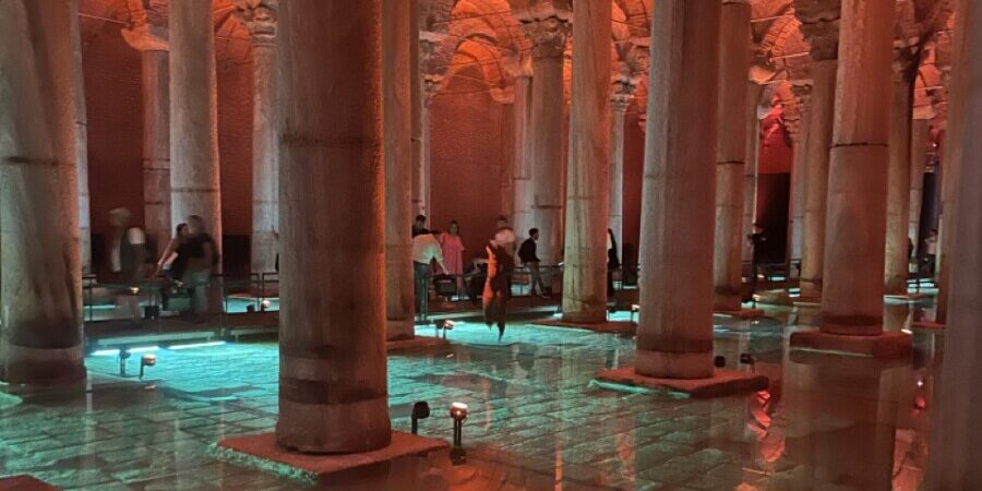 basilica cisterna colonne rosse
